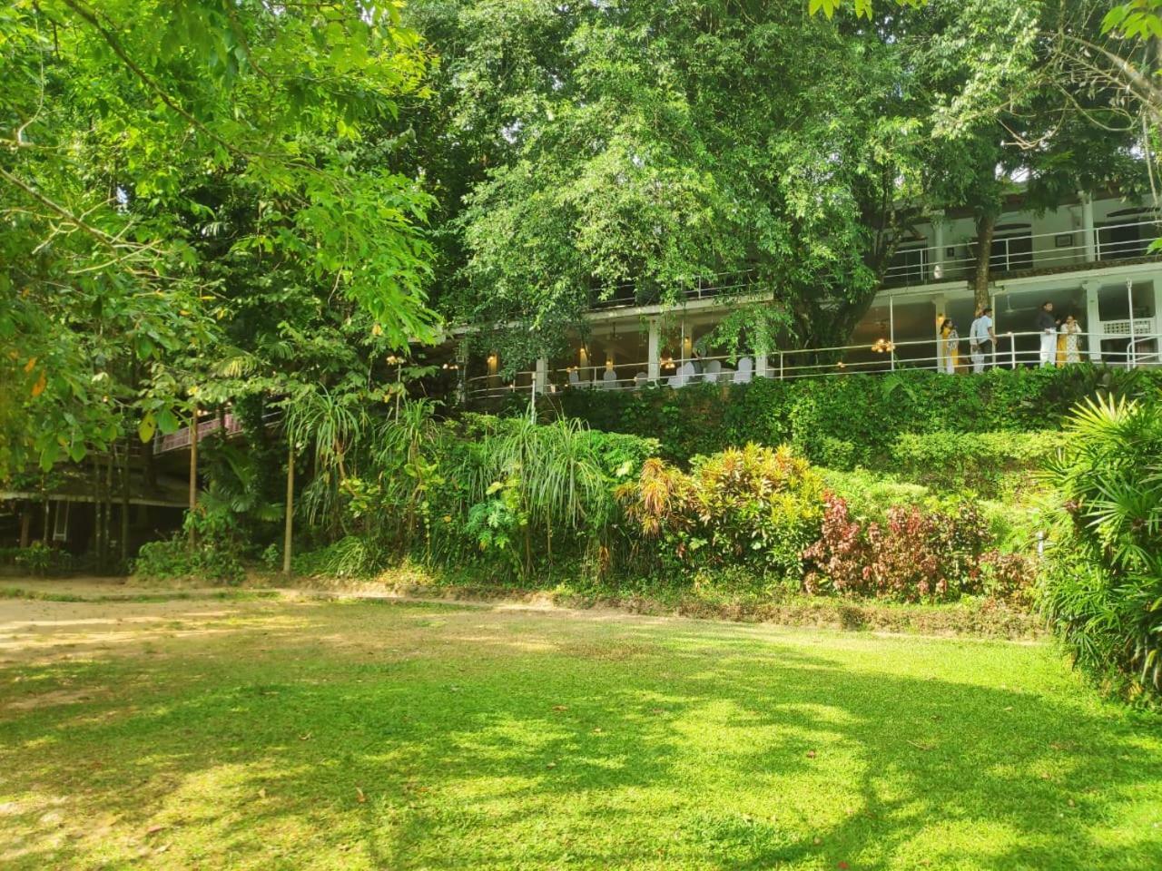 Plantation Hotel Helarambe Extérieur photo
